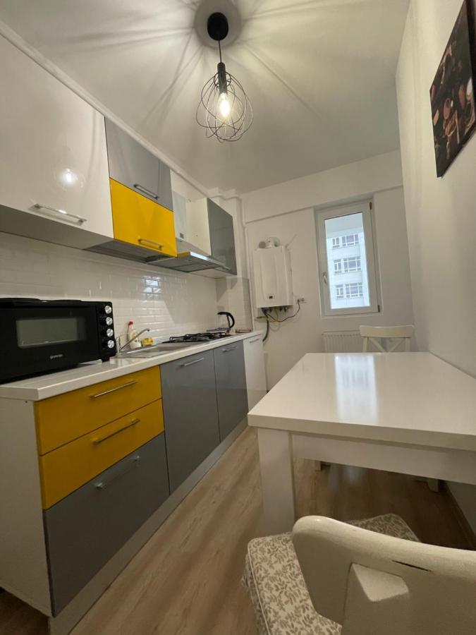 Luxury Q Residence Near Center ยาช ภายนอก รูปภาพ